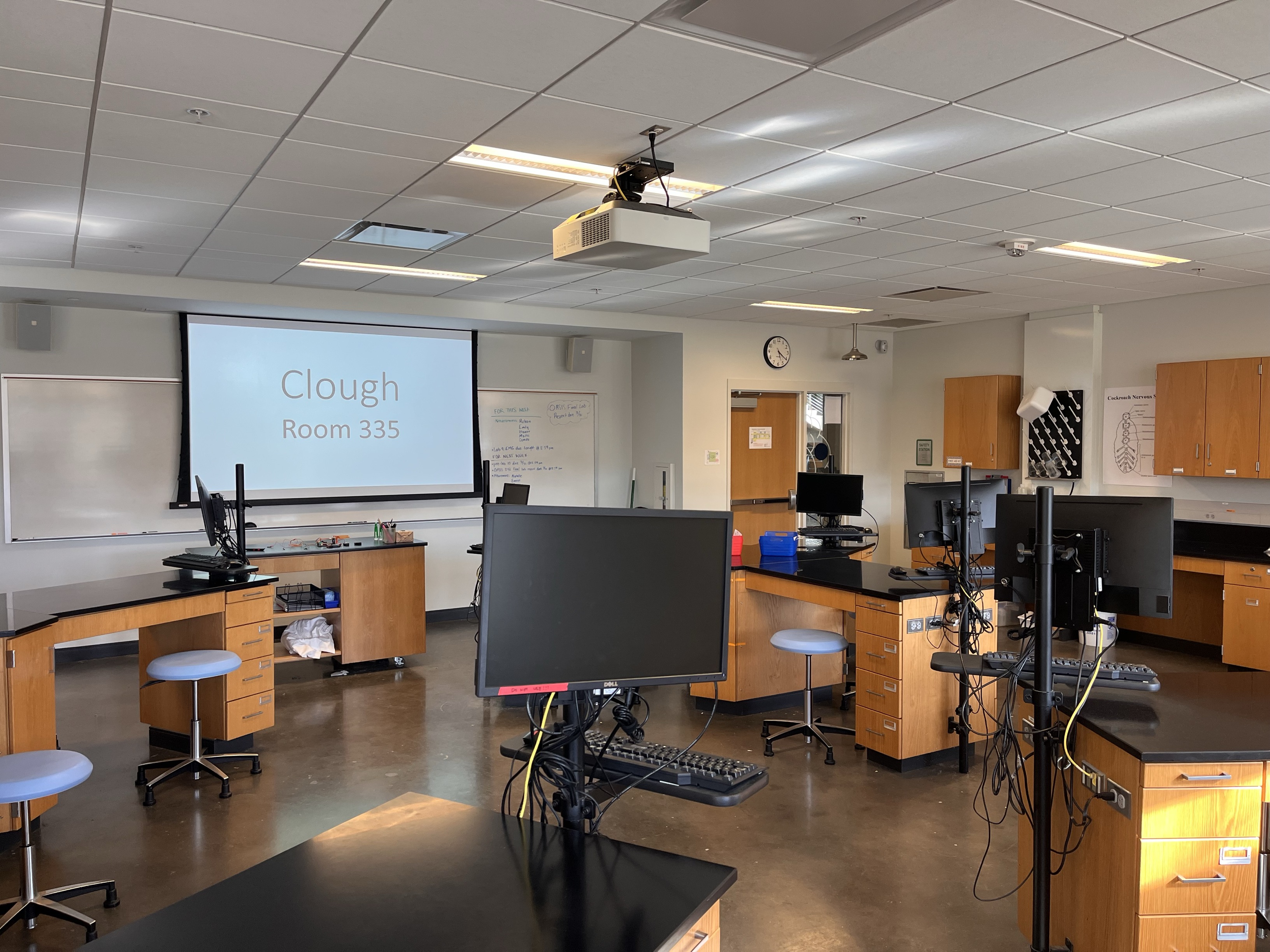 Picture of Clough Undergraduate Learning Commons room 335