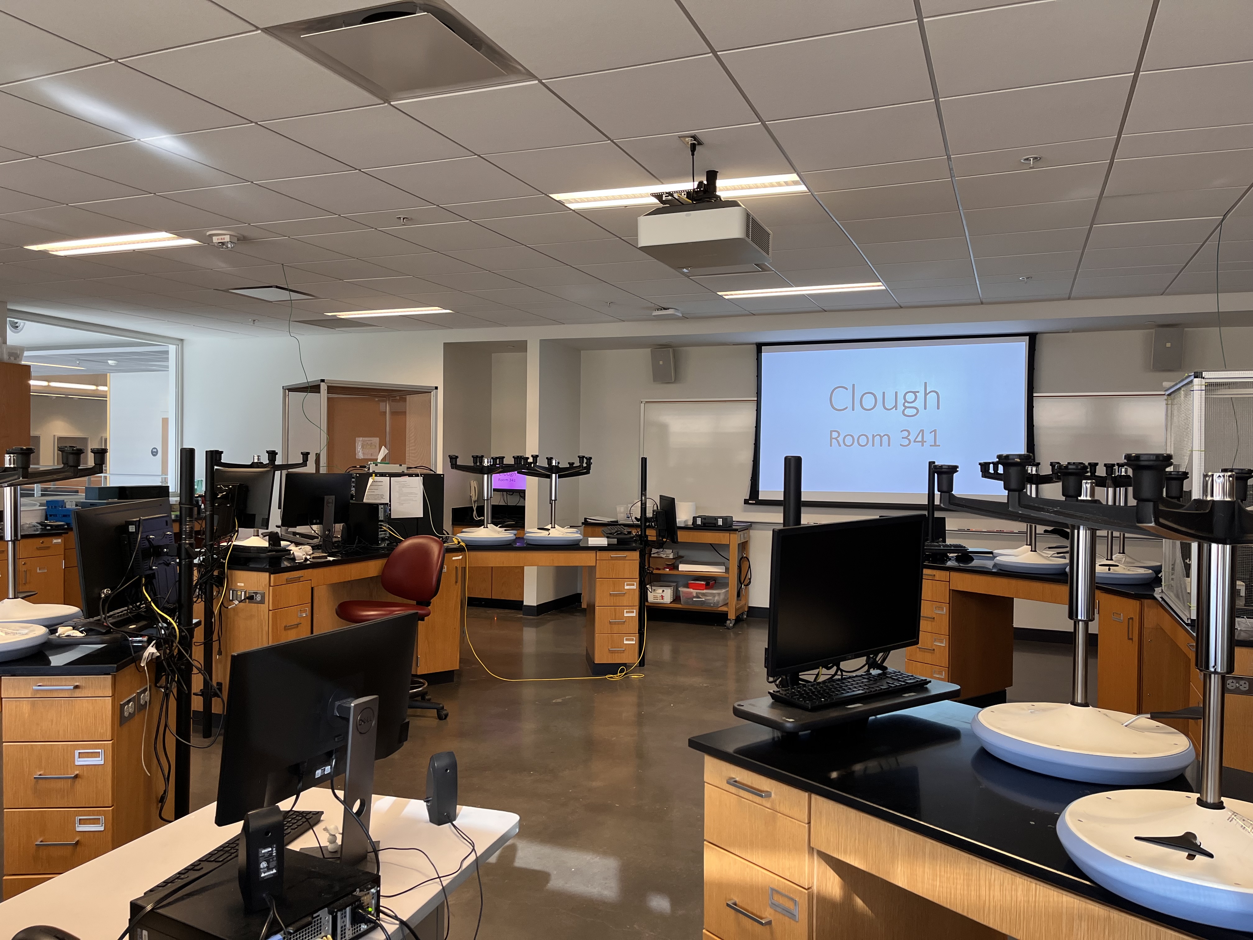 Picture of Clough Undergraduate Learning Commons room 341