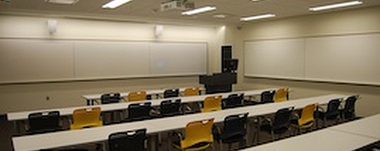 Picture of Clough Undergraduate Learning Commons room 272